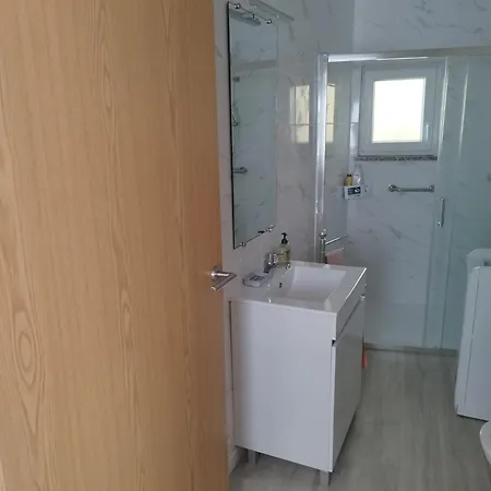 Casa Baptista Iiii * Marinha Grande